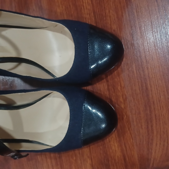 NINE WEST SIZE 8M - Picture 7 of 7